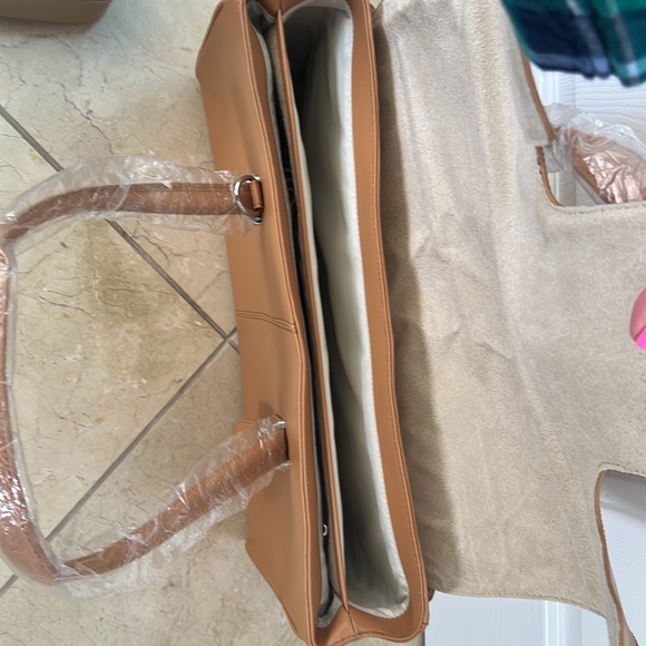 BN Leather briefcase - Picture 4 of 8